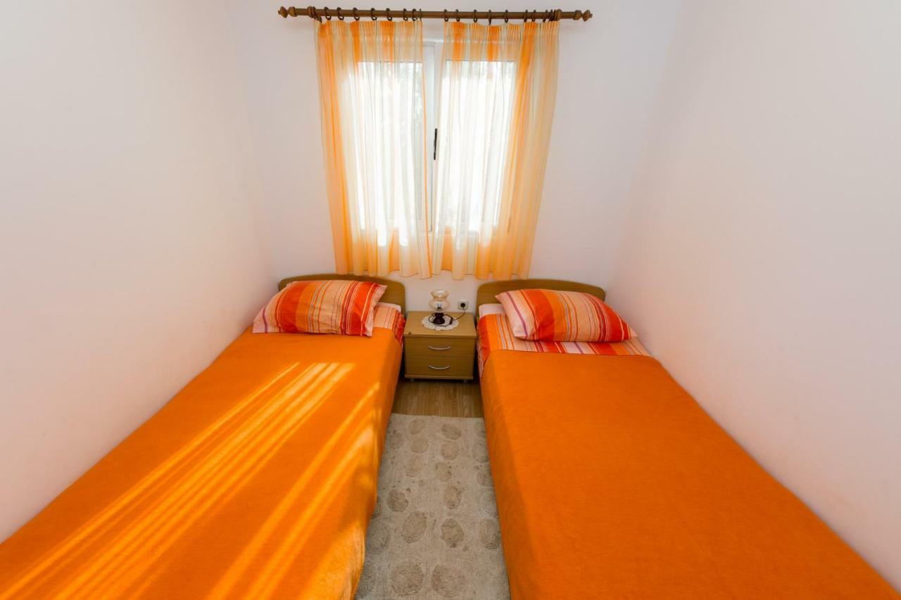 Appartamento Mare&Karlo Mali Drvenik Esterno foto
