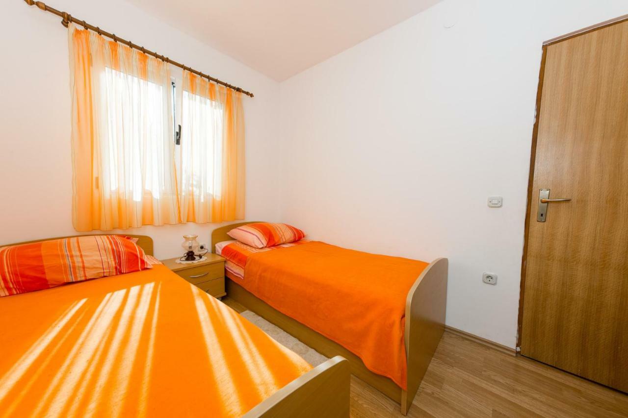 Appartamento Mare&Karlo Mali Drvenik Esterno foto