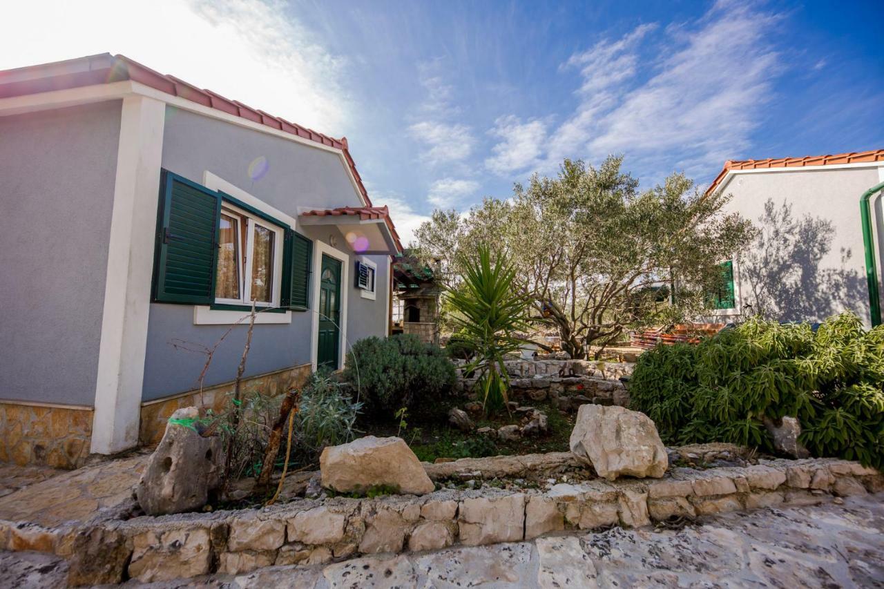 Appartamento Mare&Karlo Mali Drvenik Esterno foto